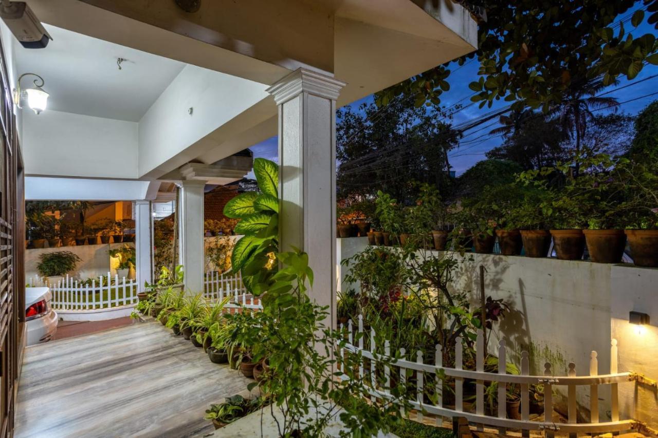 Homested Homestay Fort Коччи Экстерьер фото