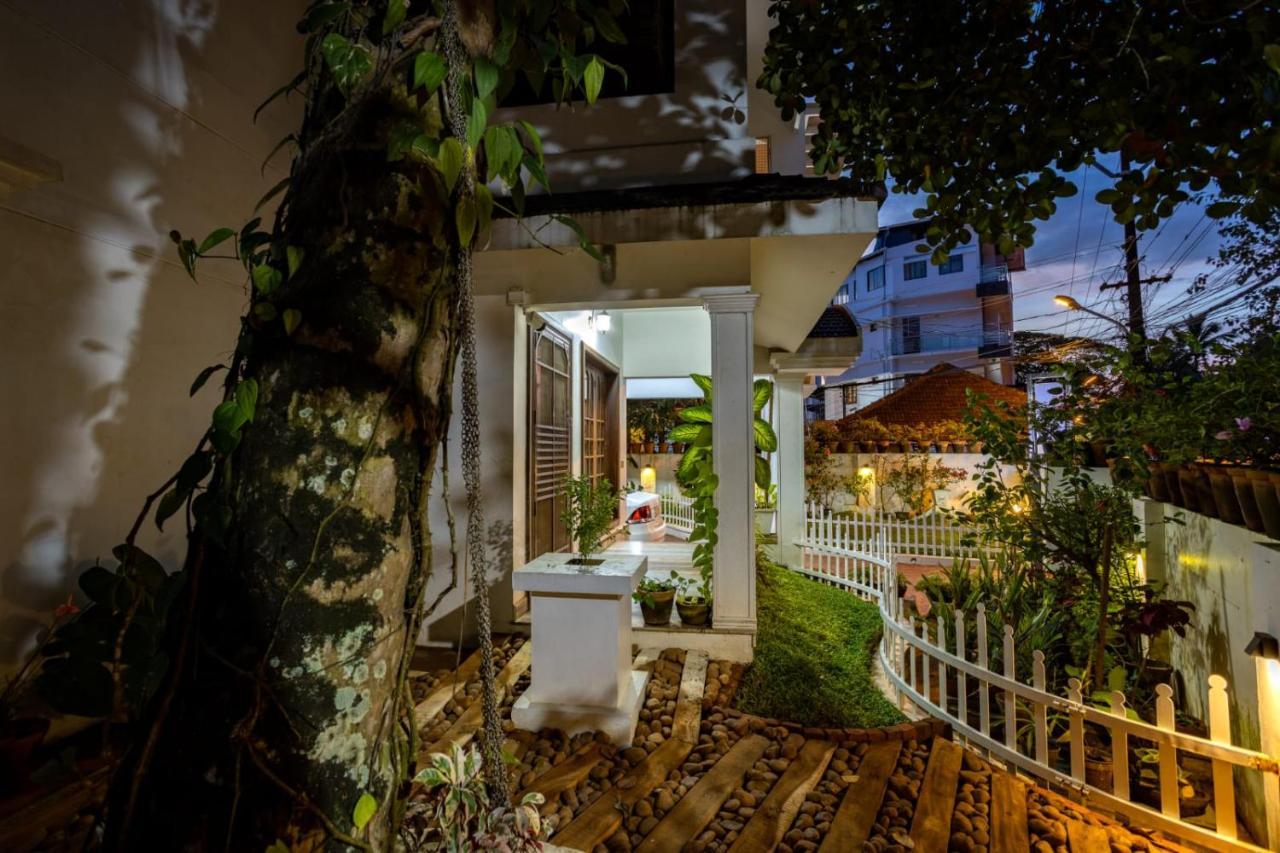 Homested Homestay Fort Коччи Экстерьер фото