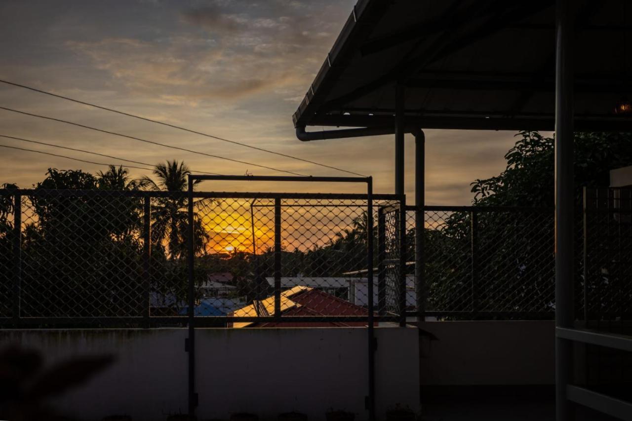 Homested Homestay Fort Коччи Экстерьер фото
