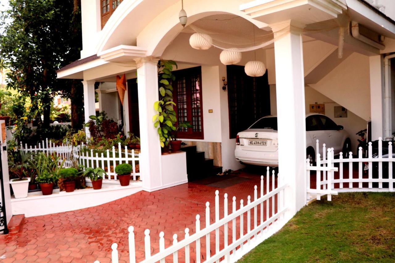 Homested Homestay Fort Коччи Экстерьер фото